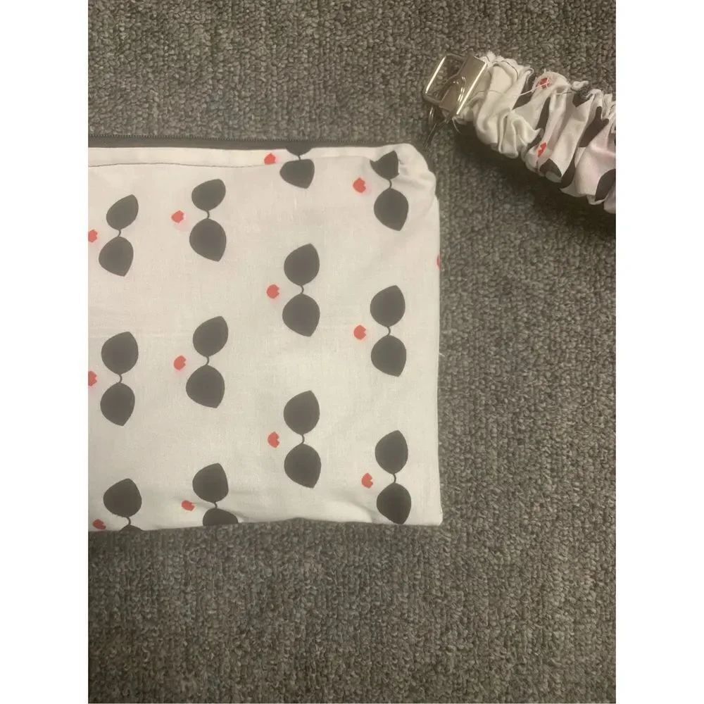 Scrunchie Keychain Wristlet Set - Picture 2 of 6